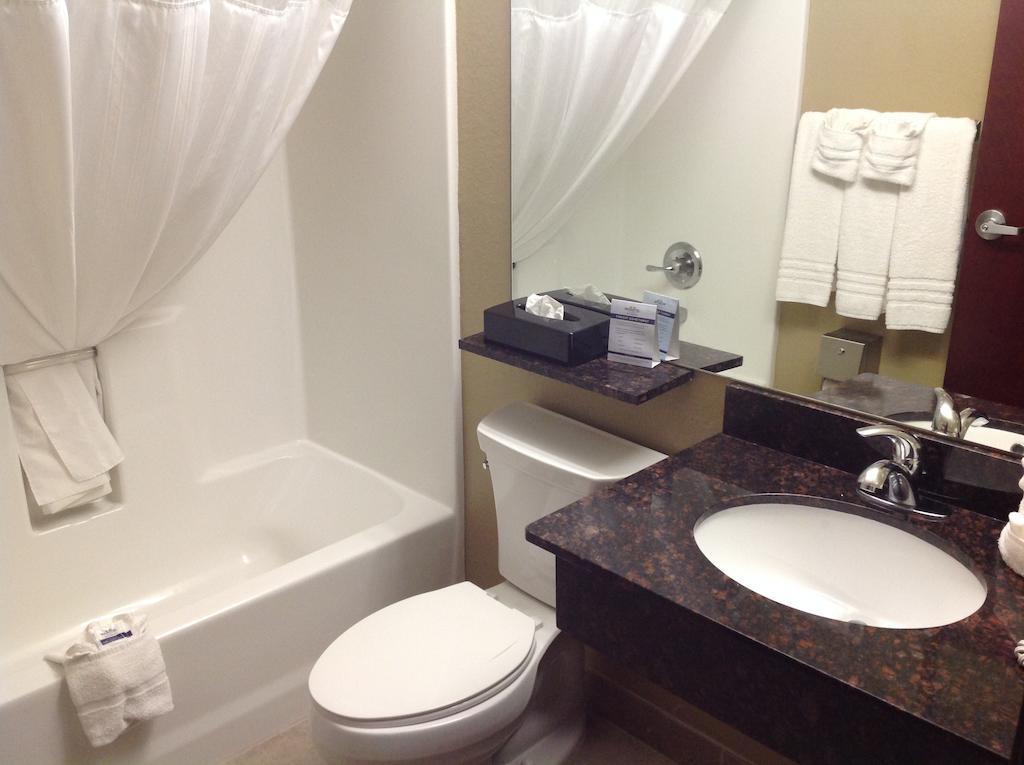 Garner Hotel Gonzales By Ihg Luaran gambar